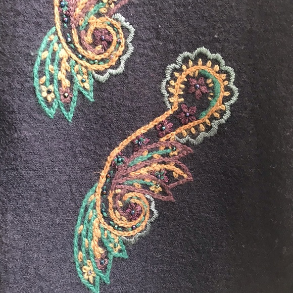 Koret Blue Wool w/ Embroidered Floral Sz Medium - Picture 4 of 6